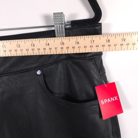NWT SPANX LEATHER-LIKE Faux II Slim Straight Leg Pant 20528R Luxe Black Size 1X - Picture 8 of 16